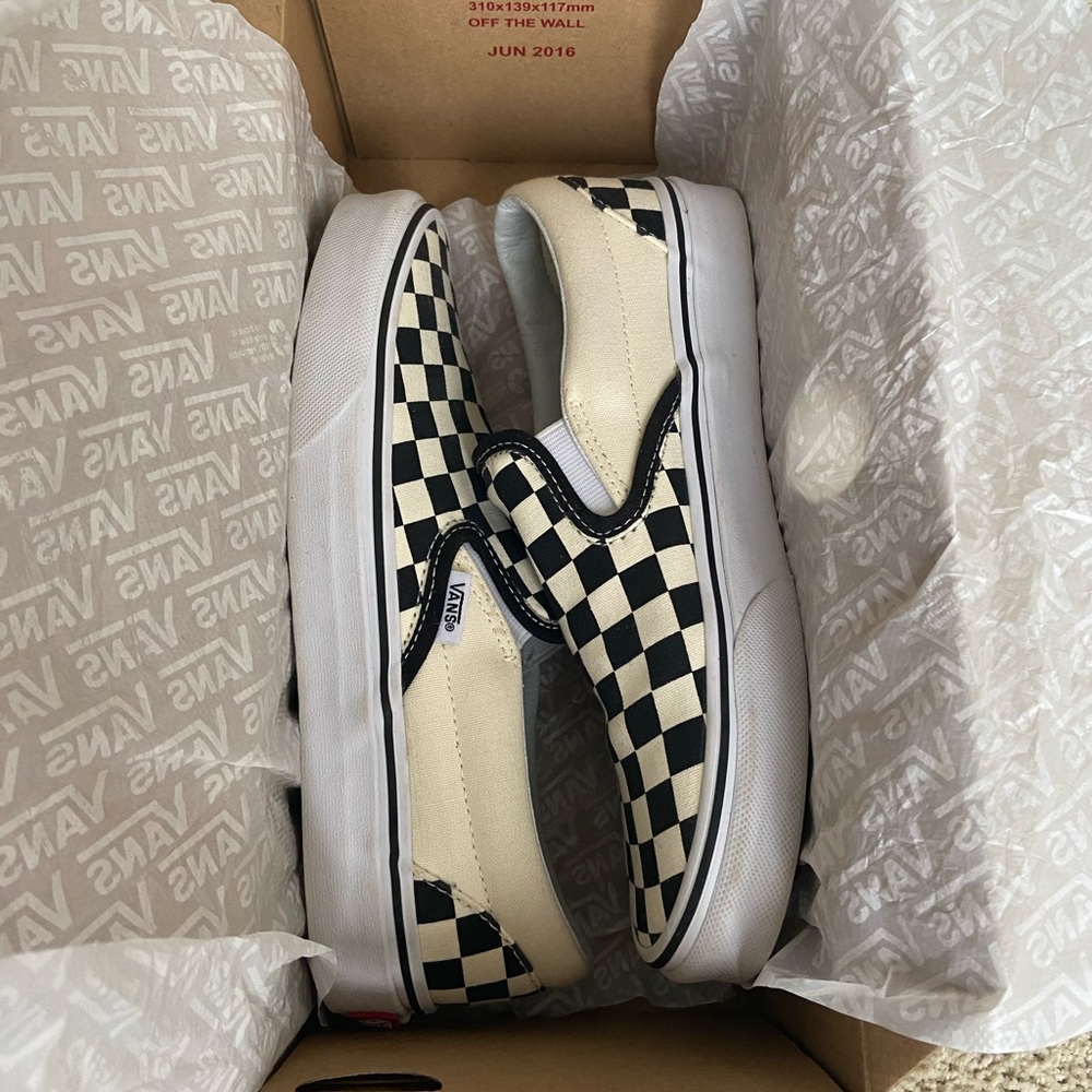 Black and White Checkered Vans Women’s Size 7
